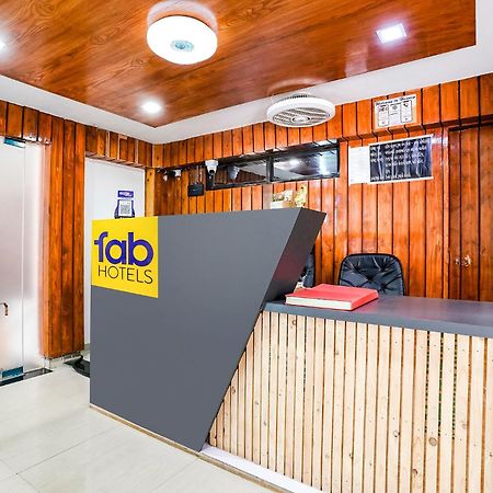 Fabhotel Vrundavan, Athwa Bhatha Exterior foto